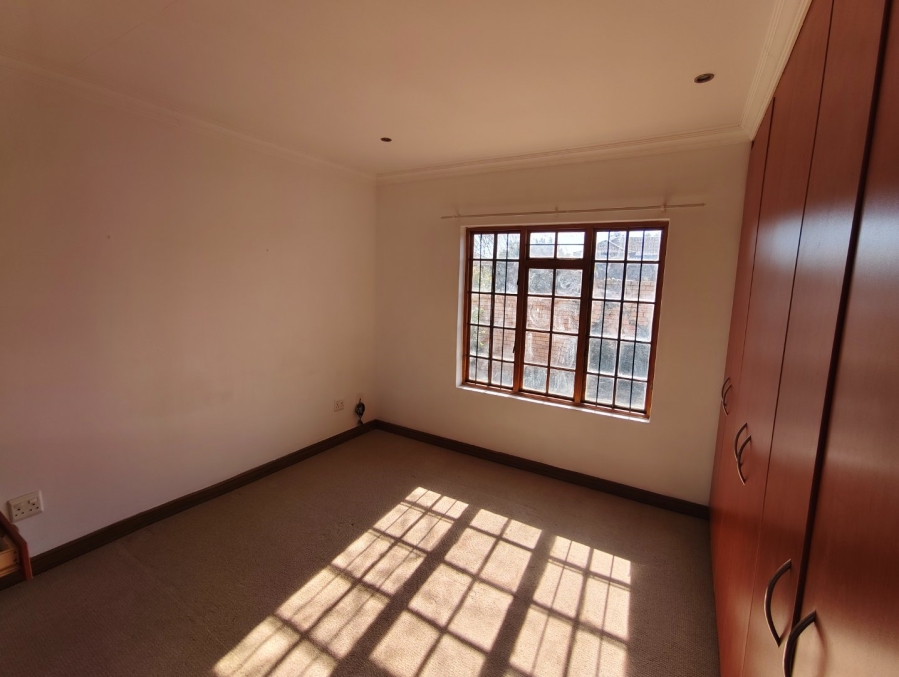 To Let 2 Bedroom Property for Rent in Pentagon Park Free State